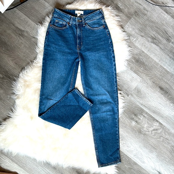 High waisted, ankle length jeans - Picture 2 of 4